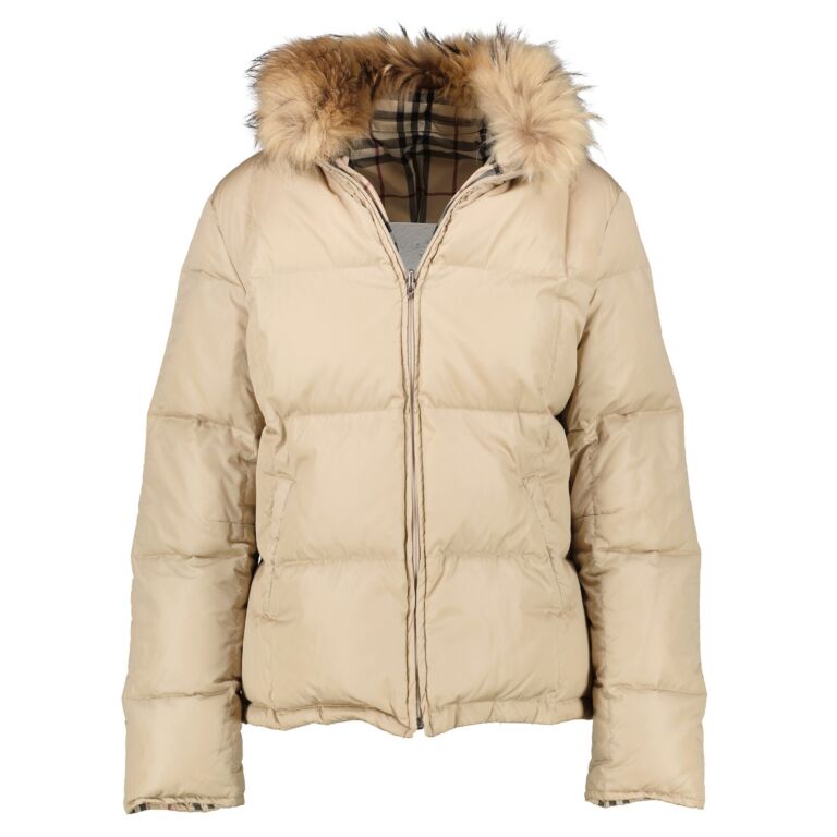 Burberry jacket shop with fur