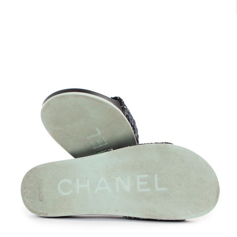 Chanel Olive Green Fabric Tropiconic Chain Detail Flat Slides Size 39 Chanel   TLC
