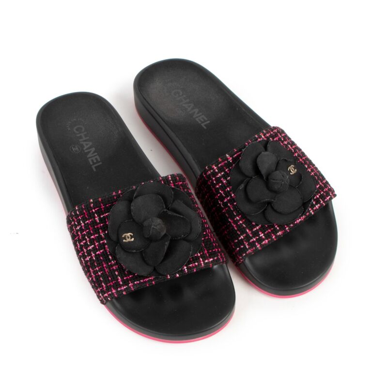 Chanel Spring/Summer 2017 Black And Pink Tweed Camellia CC Slides - Size 40  ○ Labellov ○ Buy and Sell Authentic Luxury