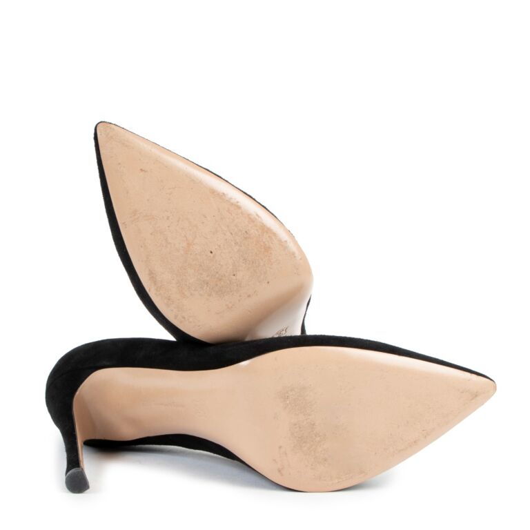 Gianvito rossi sales black suede pumps