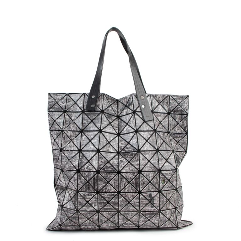 Bao Bao Issey Miyake Black/White Prism Large Tote Bag Labellov Buy and ...