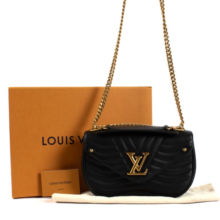 Louis Vuitton Black New Wave MM Chain Bag ○ Labellov ○ Buy