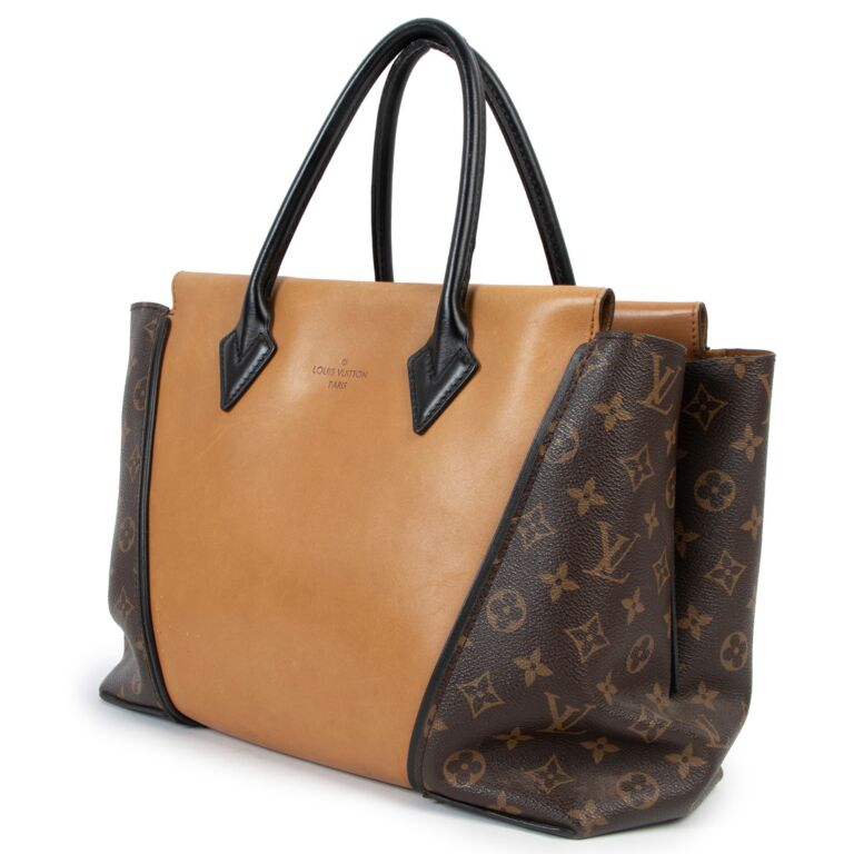 Louis Vuitton W PM Monogram Cuir Orfevre Tote Bag Safran