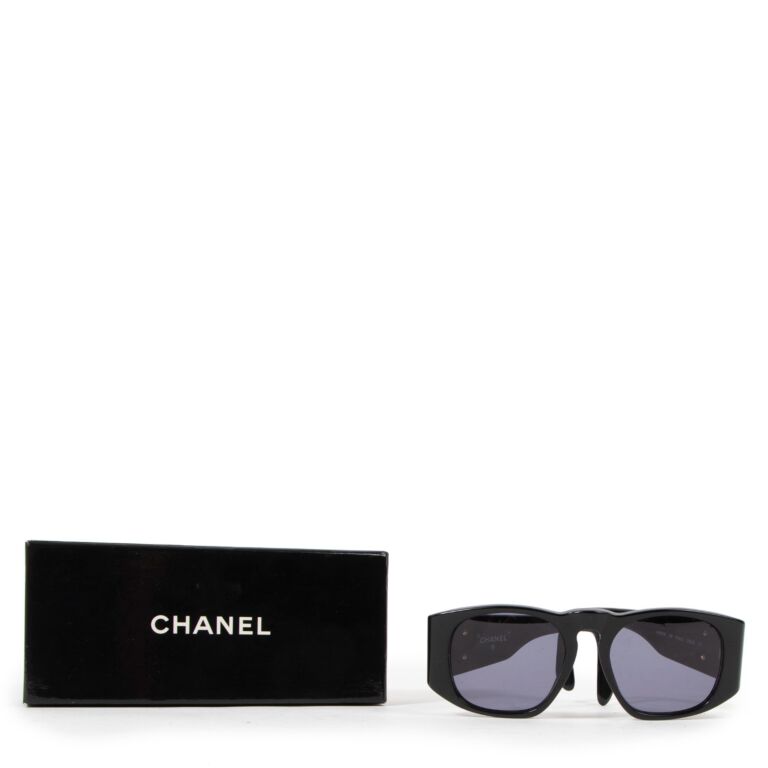 Chanel Black 0003 Quilted CC Vintage Sunglasses ○ Labellov ○ Buy and Sell  Authentic Luxury