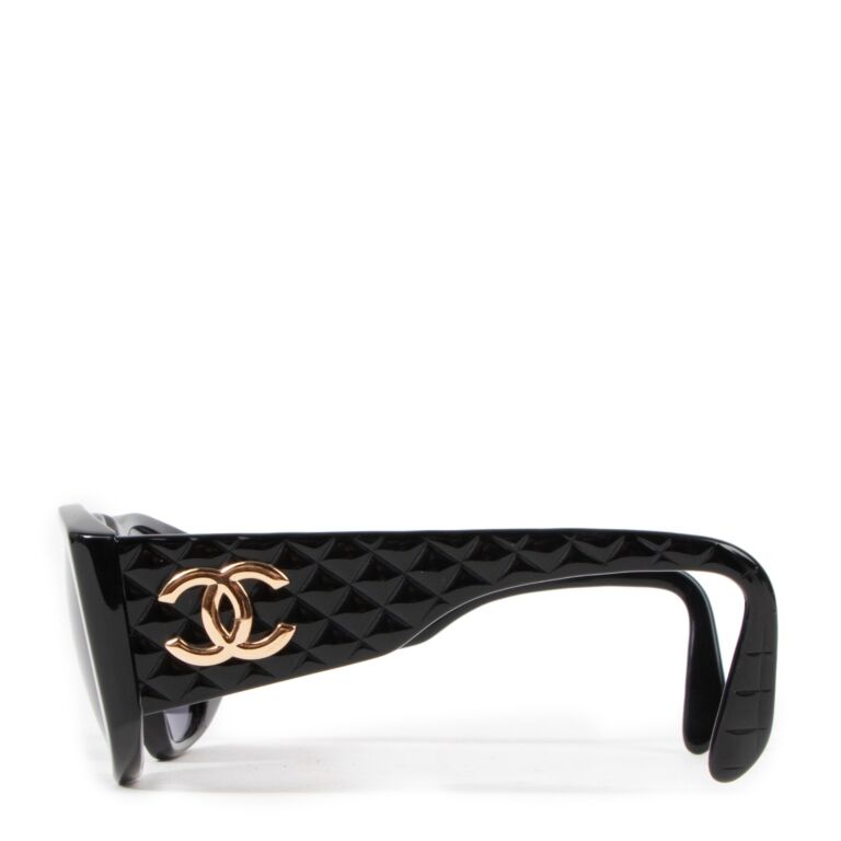 Chanel quilted sunglasses discount