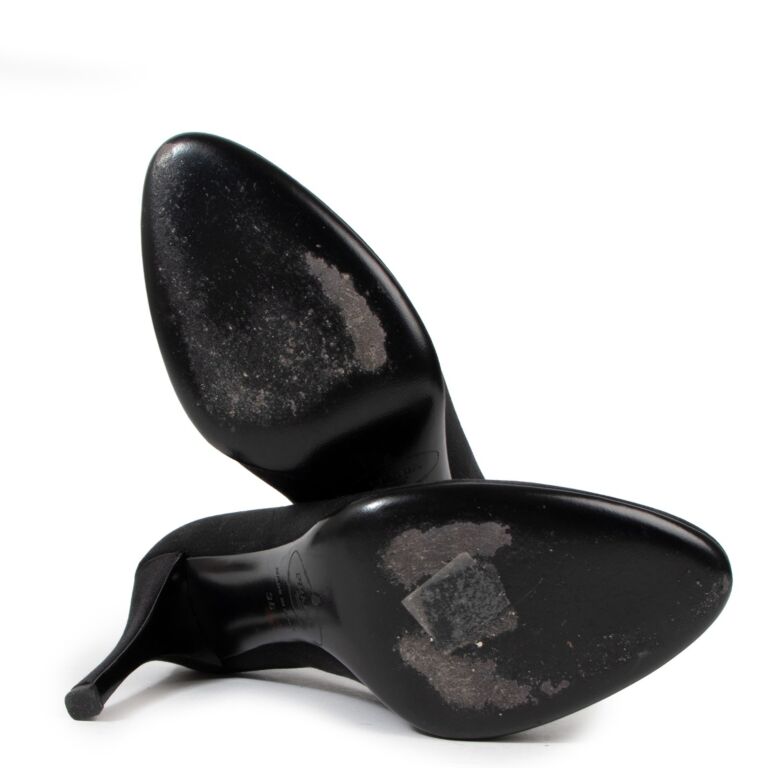 【関税&送料込】Prada Black Satin Pumps Prada Black Satin Pumps - Size 36 ○ Labellov ○ Buy and