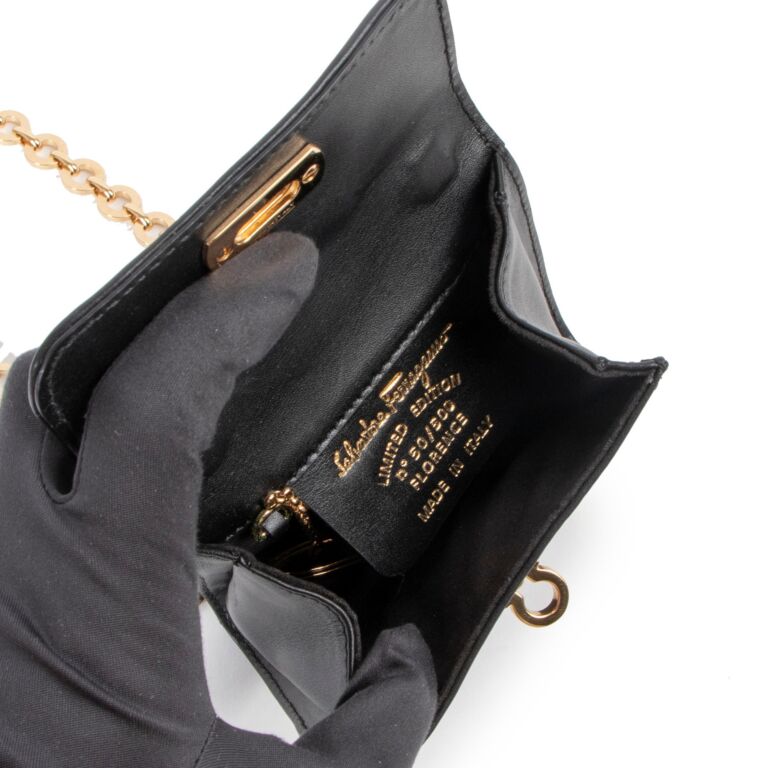 Salvatore ferragamo clearance pochette