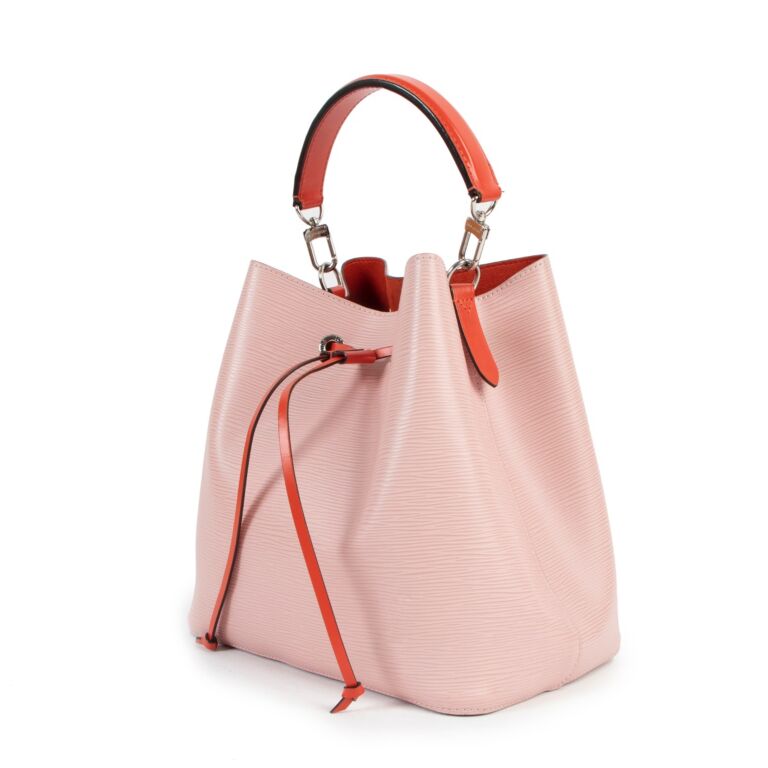 Louis Vuitton NeoNoe Handbag Epi Leather MM For Sale at 1stDibs