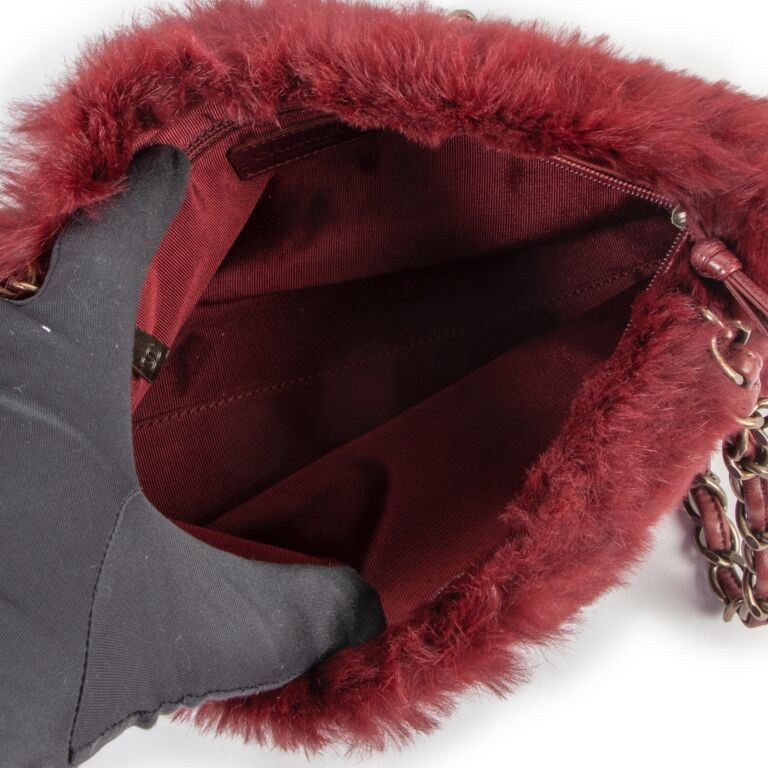 Chanel Vintage Burgundy Rabbit Fur CC Chain Shoulder Bag