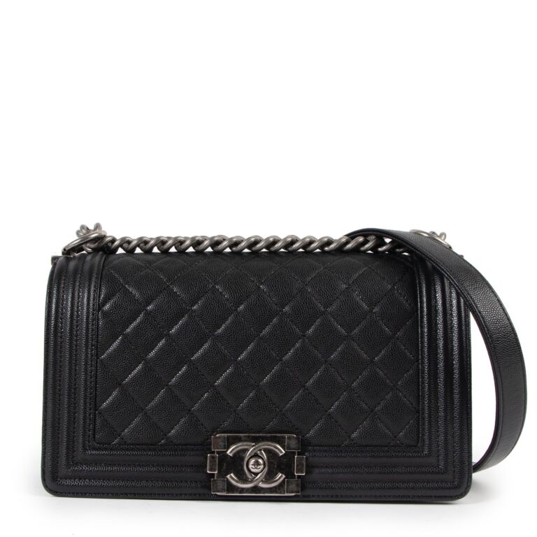 Chanel Chanel Boy Flap Bag Quilted Lambskin Old Medium - Black