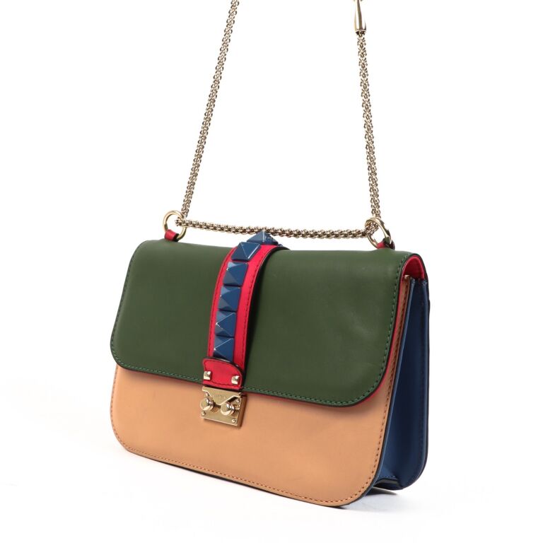 Valentino garavani lock sales medium leather shoulder bag