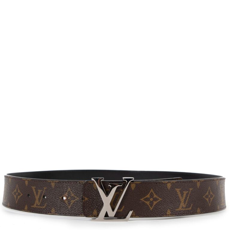 got this Louis Vuitton Initiales Silver Reversible belt on poshmark just  wanted to authenticate it before accepting order : r/Louisvuitton