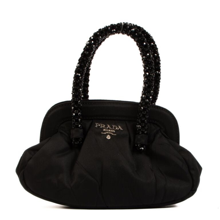 2nd hand hotsell prada
