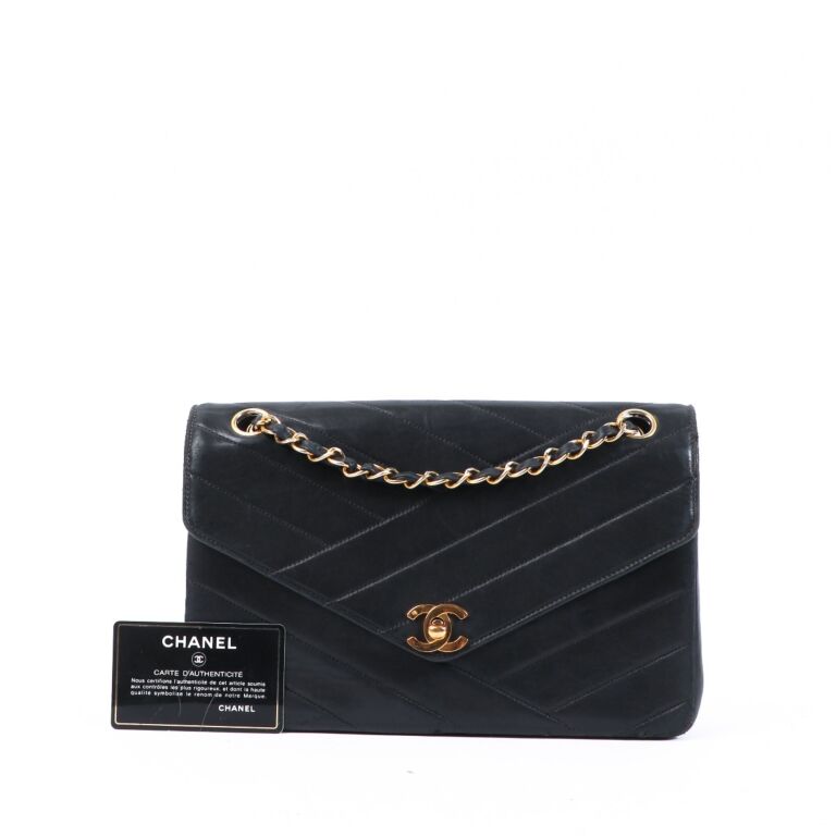Vintage chanel top chevron bag