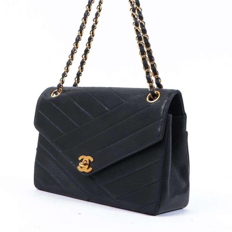 Chanel vintage chevron online flap bag