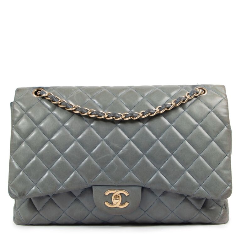 Chanel Grey-Blue Lambskin Maxi Classic Single Flap Bag ○ Labellov ○ Buy and  Sell Authentic Luxury
