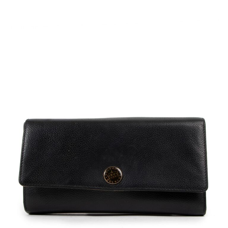 Delvaux Black Leather Wallet Labellov Buy and Sell Authentic Luxury