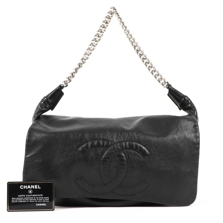 Chanel Black Calfskin 31 Flap Chain Shoulder Bag ○ Labellov