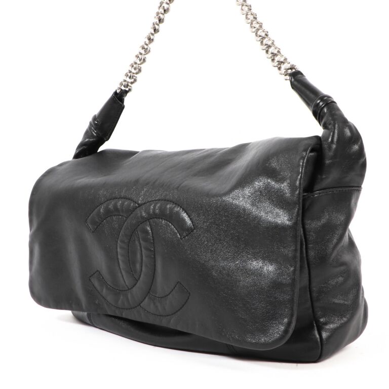 Chanel quilted chain shoulder bag cheap