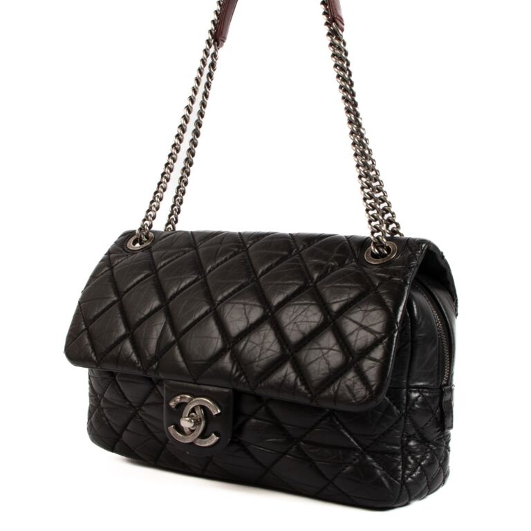 Chanel Black Duo Color Classic Flap Bag ○ Labellov ○ Buy and Sell Authentic  Luxury