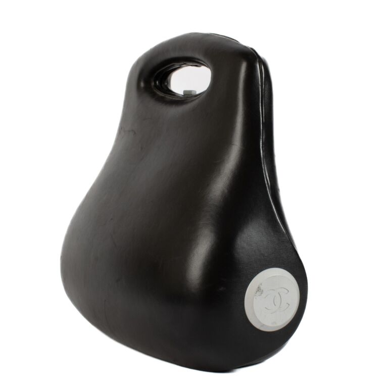 Chanel Black Millenium 2005 Bag ○ Labellov ○ Buy and Sell