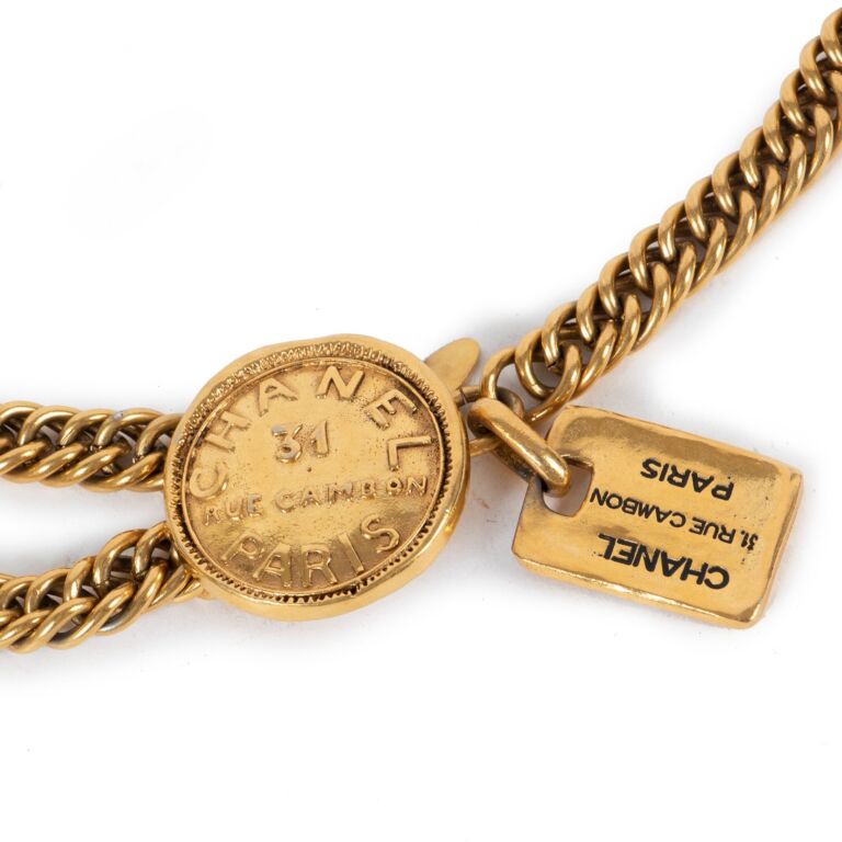 Chanel // Gold Chain 31 Rue Cambon Medallion Charm & Pendant Belt