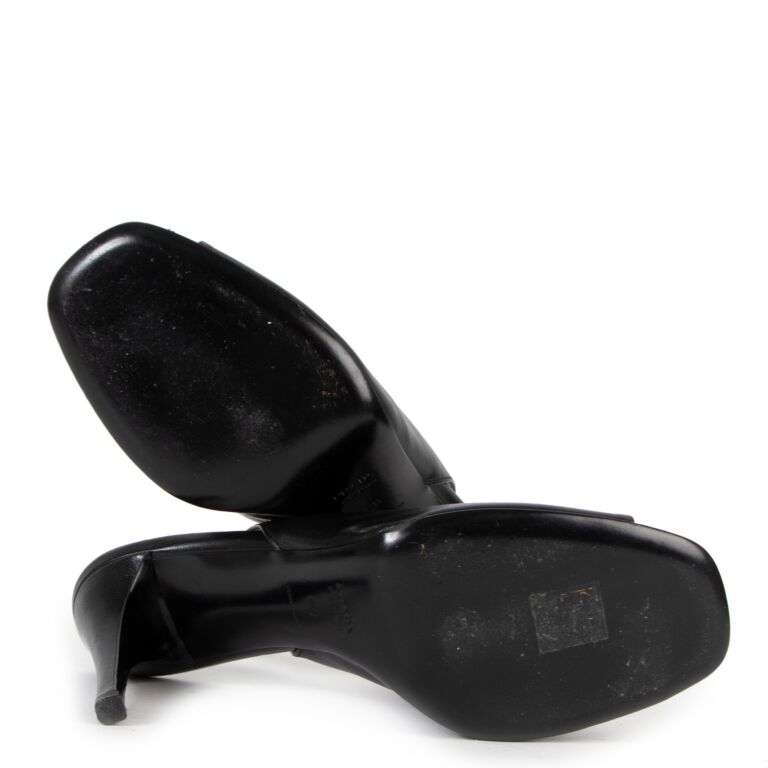 【ばに】PRADA Leather Strap Heels $_57.JPG?set_id=880000500F