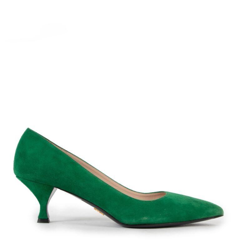 Prada Green Suede Kitten Heels Labellov Buy and Sell Authentic Luxury