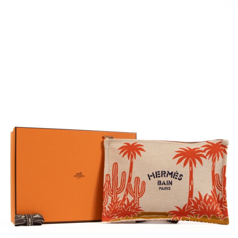 Hermès Le Bel Oasis Case Pouch ○ Labellov ○ Buy and Sell Authentic Luxury