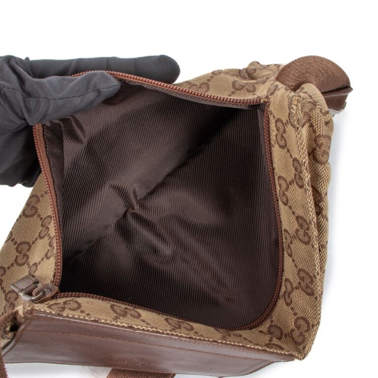 Gucci bag with canvas strap 2025