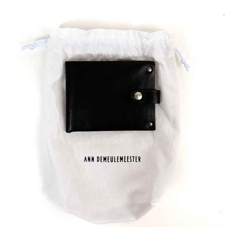Ann Demeulemeester Black Leather Wallet ○ Labellov ○ Buy and