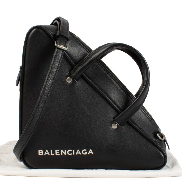Triangle bag balenciaga outlet