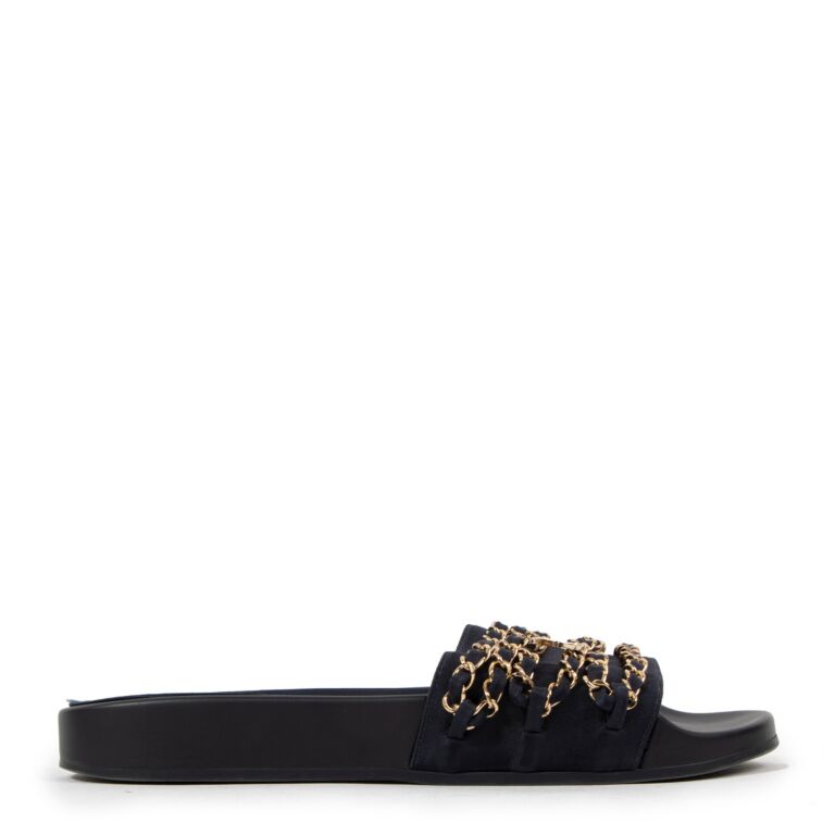 Chanel Navy CC Chain Pool Slides size 38 Labellov Buy and Sell Authentic Luxury
