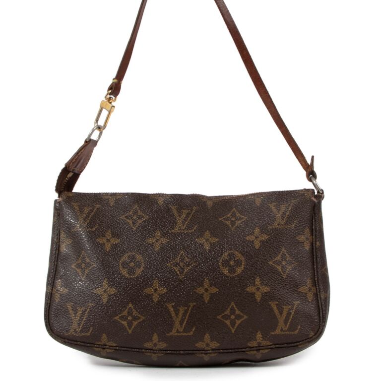 Louis vuitton pochette accessoires monogram hotsell
