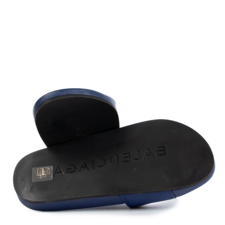 Balenciaga campaign slides on sale
