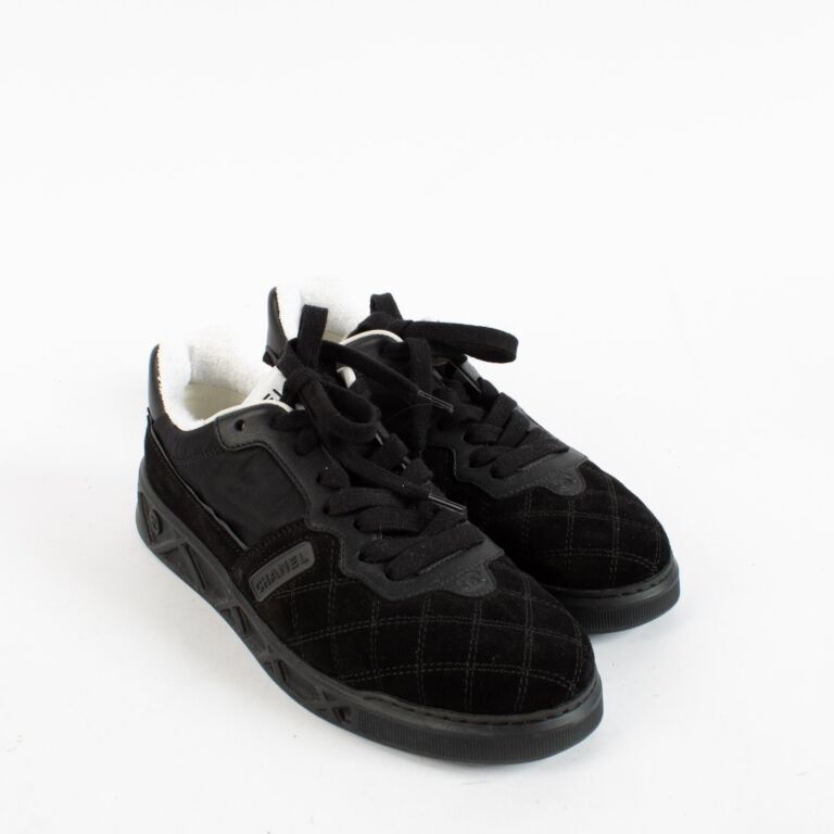 Chanel 19B Black Sneakers - size 38 ○ Labellov ○ Buy and Sell