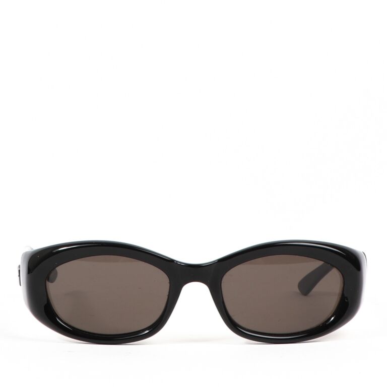 Gucci black deals classic sunglasses