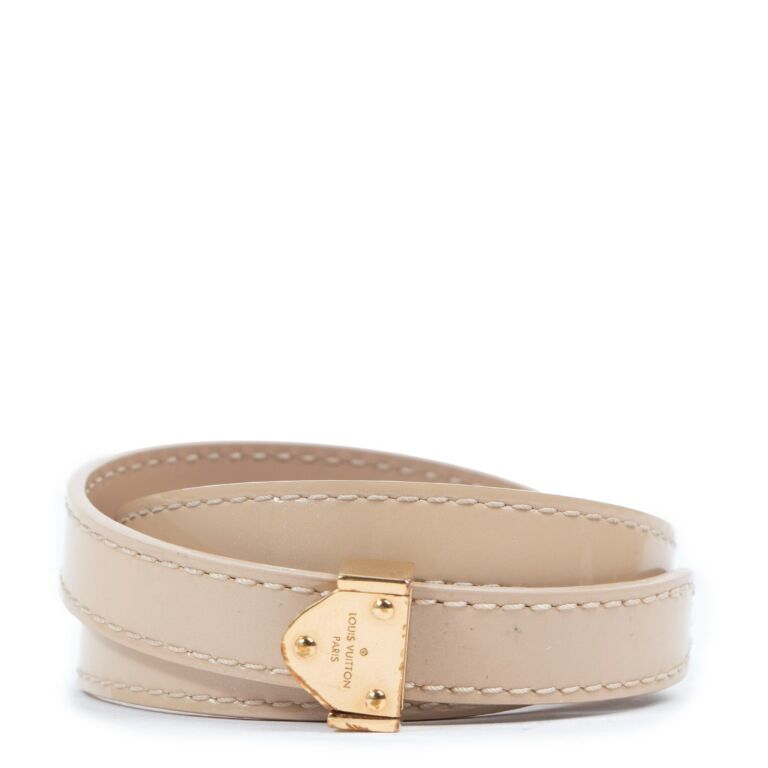 Monogram leather bracelet Louis Vuitton White in Leather - 17985802