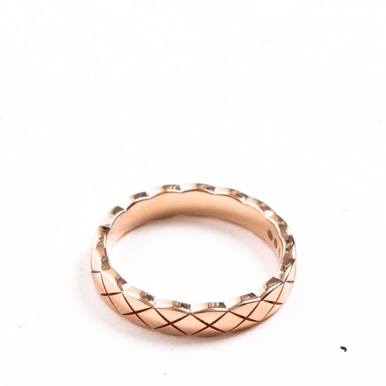 Chanel Coco Crush 18K Beige Gold Ring ○ Labellov ○ Buy and Sell Authentic  Luxury