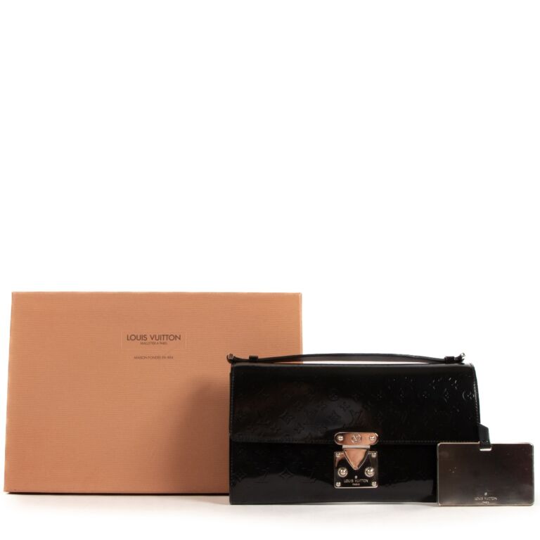 Louis vuitton patent leather clutch cheap