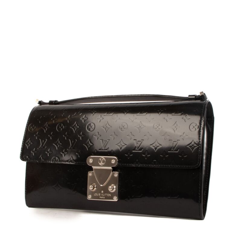 Louis vuitton black hot sale patent clutch