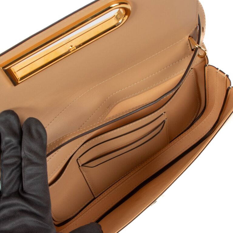 Delvaux Latte Olen Calf Lingot Clutch Bag ○ Labellov ○ Buy