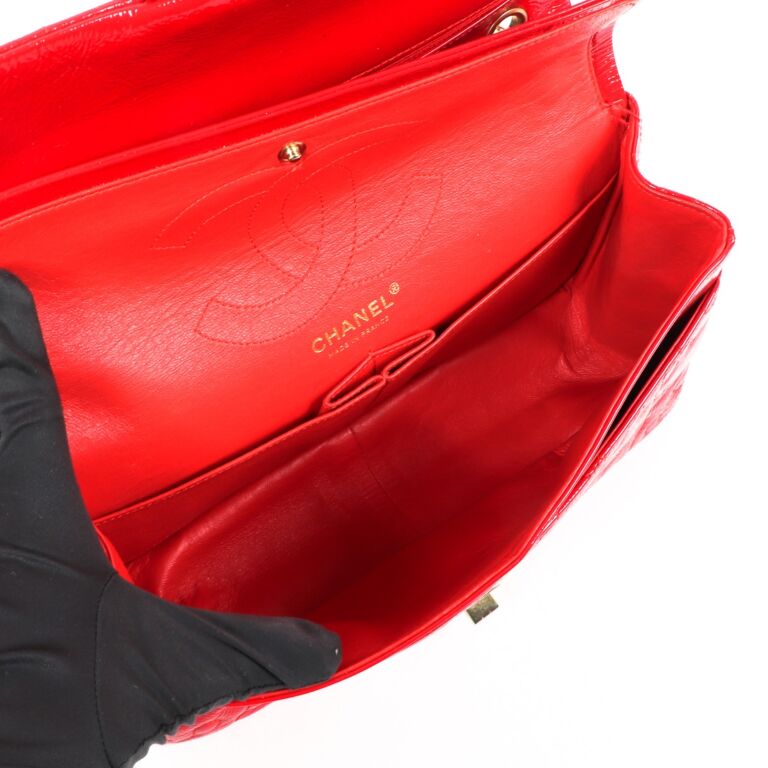 Chanel bag red inside outlet
