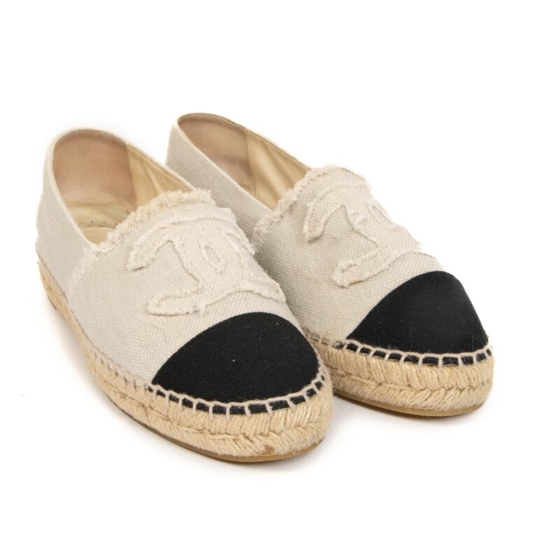 Leather espadrilles Chanel Beige size 38 EU in Leather - 28585328