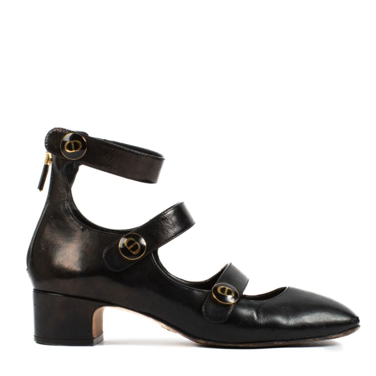 Christian Dior Black D-Doll Pumps - Size 37,5 ○ Labellov Christian Dior Black D-Doll Pumps - Size 37,5 ○ Labellov