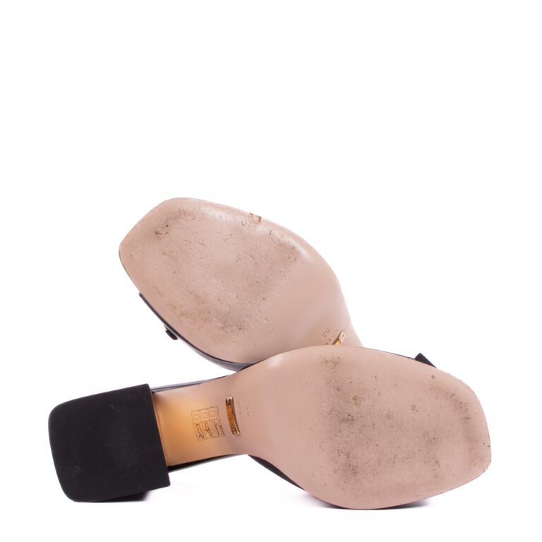 ☆新品☆GUCCI★20/21秋冬】MID-HEEL SLIDE W CHAIN Cutout leather mules | NET-A-PORTER