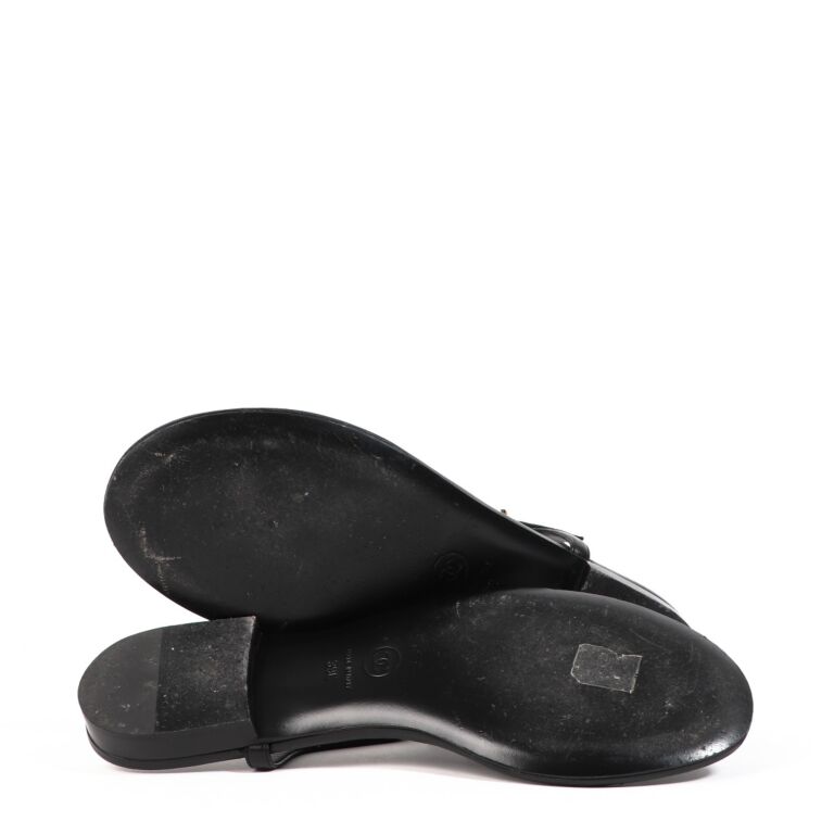 Chanel Black Lambskin Jewelled CC Sandals - Size 39 ○ Labellov