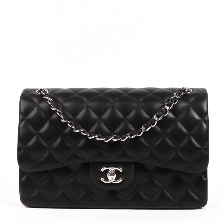 Large classic hotsell chanel handbag