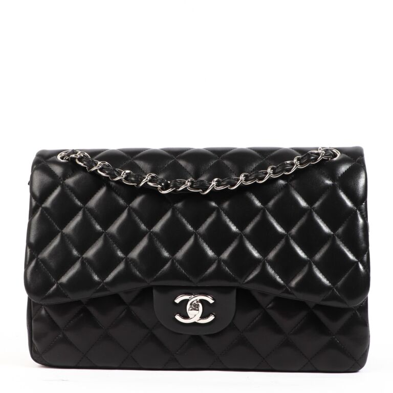 chanel jumbo classic double flap bag black