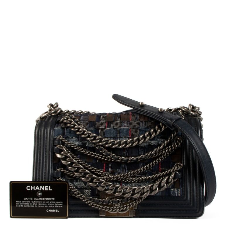 Chanel enchained boy bag sales